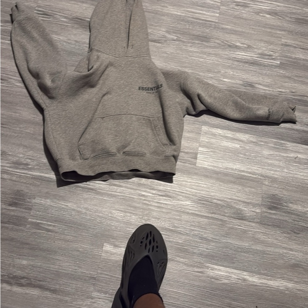 Essentials Heather Gray Pullover